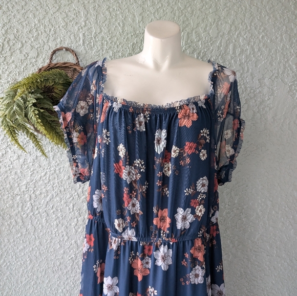 Torrid cold‎ should floral dress size 6xl - Picture 10 of 10